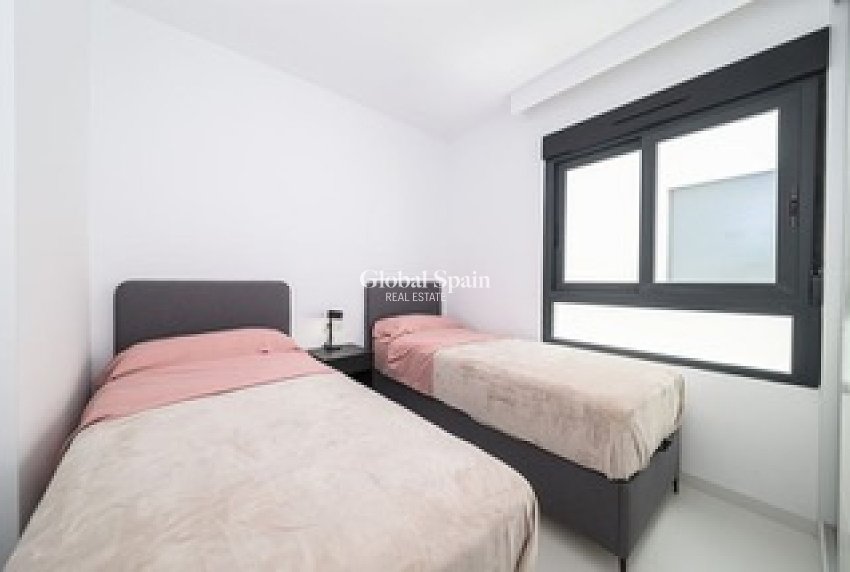 Wiederverkauf - WOHNUNG -
SAN MIGUEL DE SALINAS - Inland