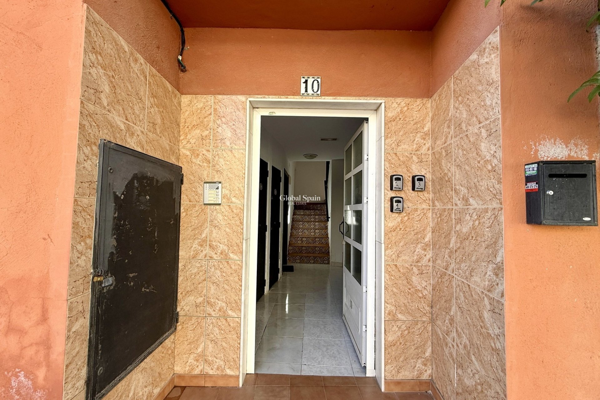 Wiederverkauf - WOHNUNG -
SAN MIGUEL DE SALINAS - Inland