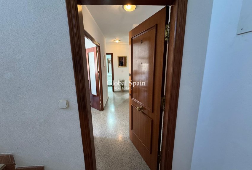 Wiederverkauf - WOHNUNG -
SAN MIGUEL DE SALINAS - Inland