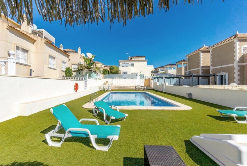 Wiederverkauf - WOHNUNG -
SAN MIGUEL DE SALINAS - Inland