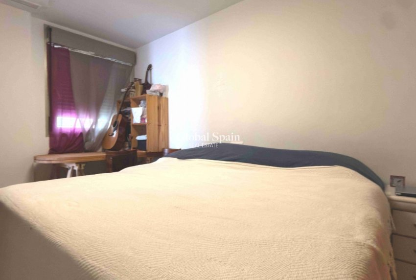 Wiederverkauf - WOHNUNG -
SAN MIGUEL DE SALINAS - Inland