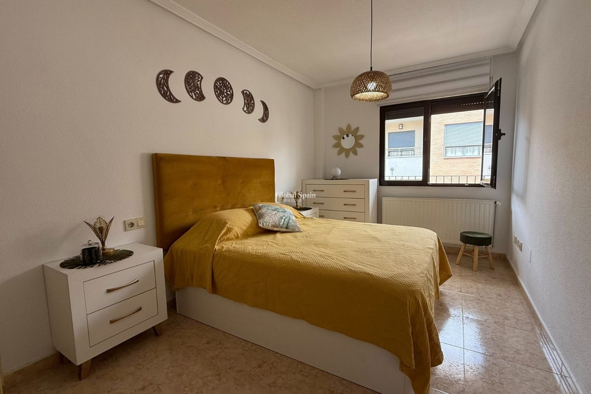 Wiederverkauf - WOHNUNG -
SAN MIGUEL DE SALINAS - Inland