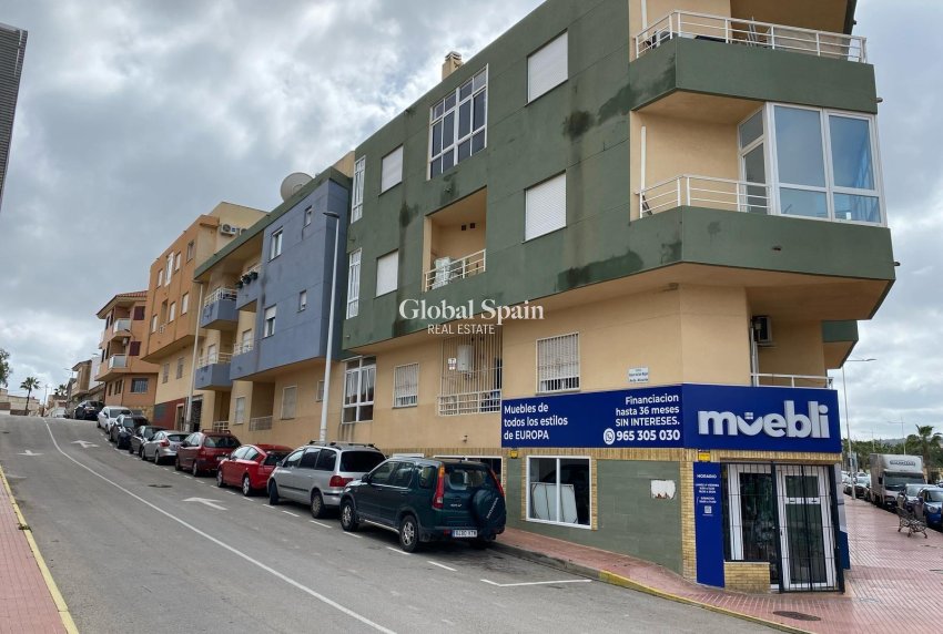 Wiederverkauf - WOHNUNG -
SAN MIGUEL DE SALINAS - Pueblo 9