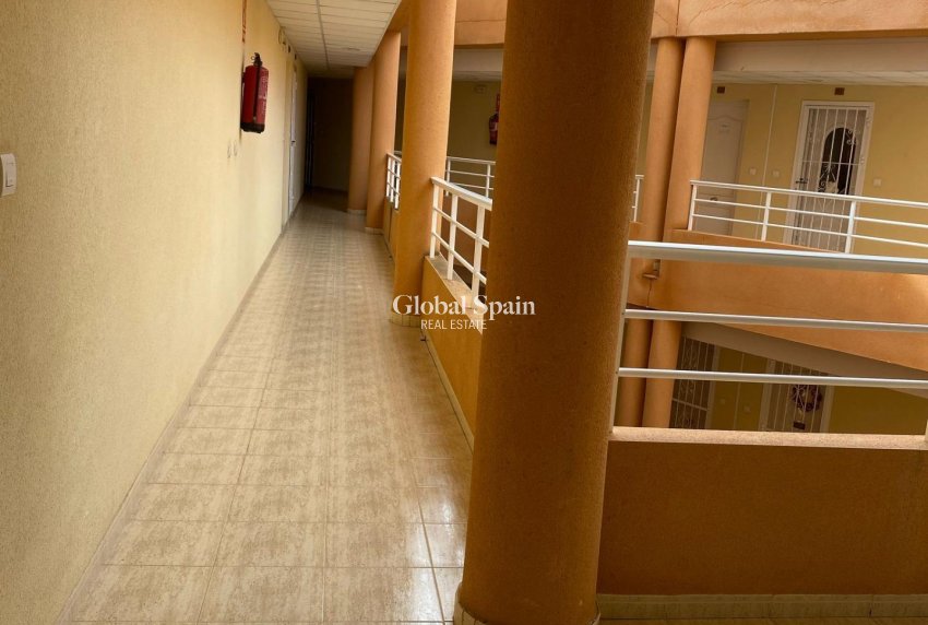 Wiederverkauf - WOHNUNG -
SAN MIGUEL DE SALINAS - Pueblo 9