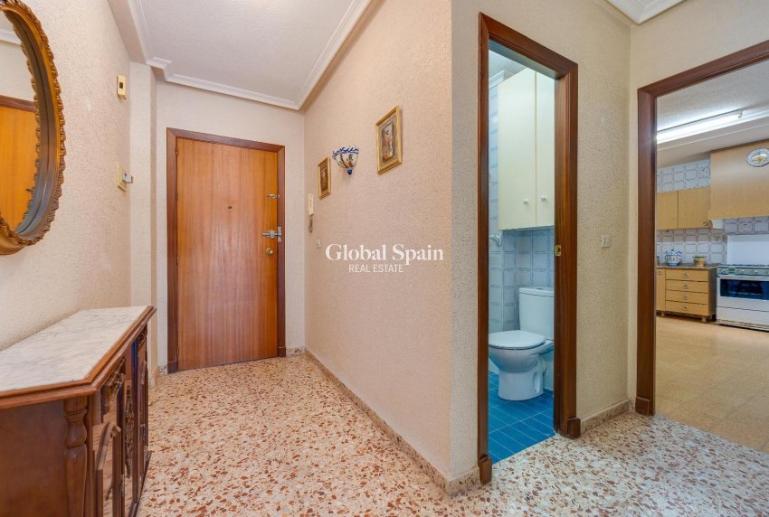 Wiederverkauf - WOHNUNG -
SAN PEDRO DEL PINATAR - Av. Dr Artero Guirao