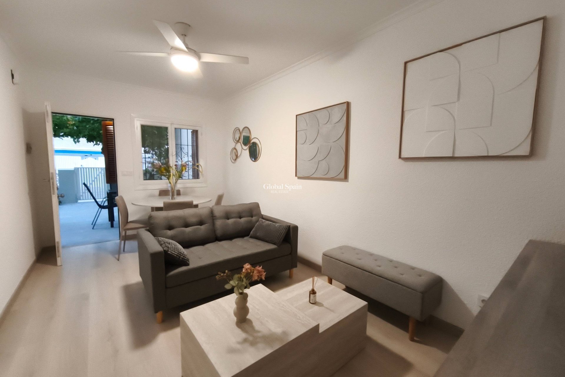 Wiederverkauf - WOHNUNG -
SAN PEDRO DEL PINATAR - Lo pagan