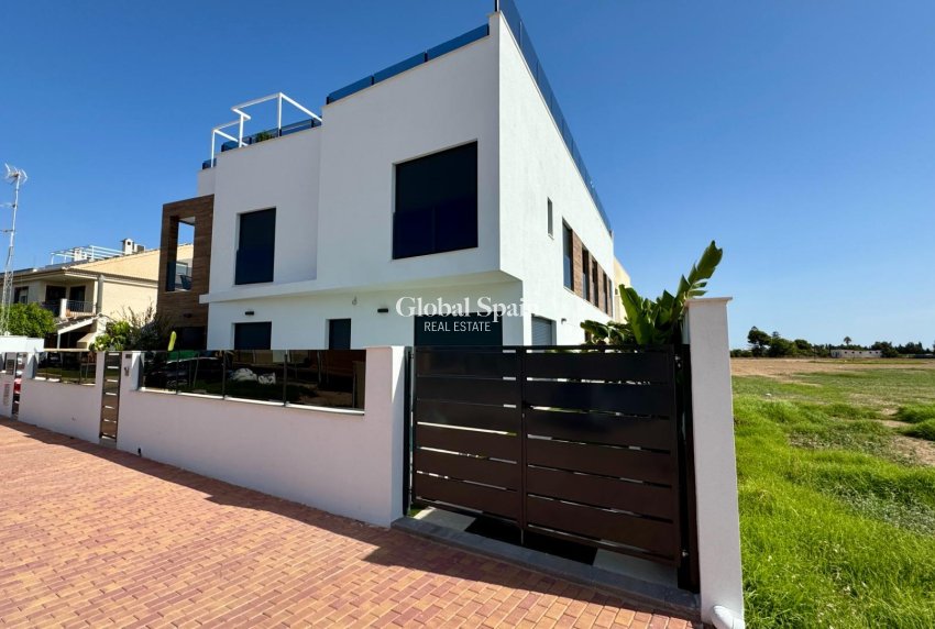 Wiederverkauf - WOHNUNG -
SAN PEDRO DEL PINATAR - Lopagán