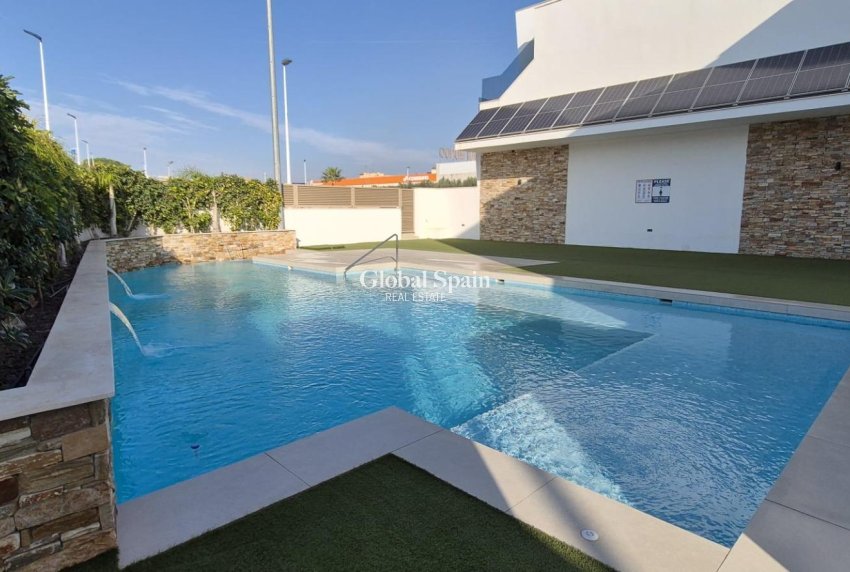 Wiederverkauf - WOHNUNG -
SAN PEDRO DEL PINATAR - San Pedro de Pinatar