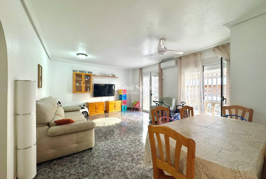 Wiederverkauf - WOHNUNG -
SAN PEDRO DEL PINATAR - Villananitos