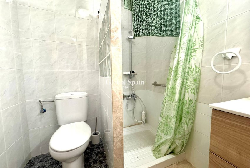 Wiederverkauf - WOHNUNG -
SAN PEDRO DEL PINATAR - Villananitos