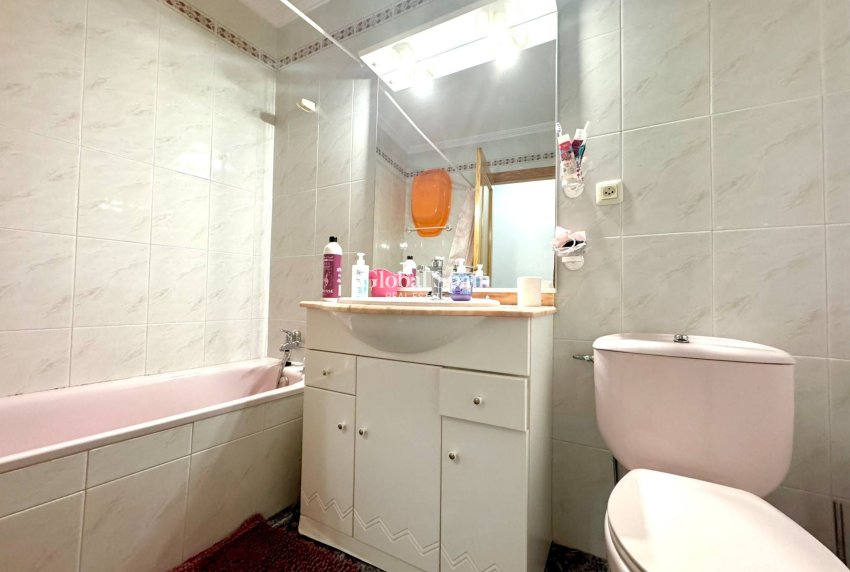 Wiederverkauf - WOHNUNG -
SAN PEDRO DEL PINATAR - Villananitos