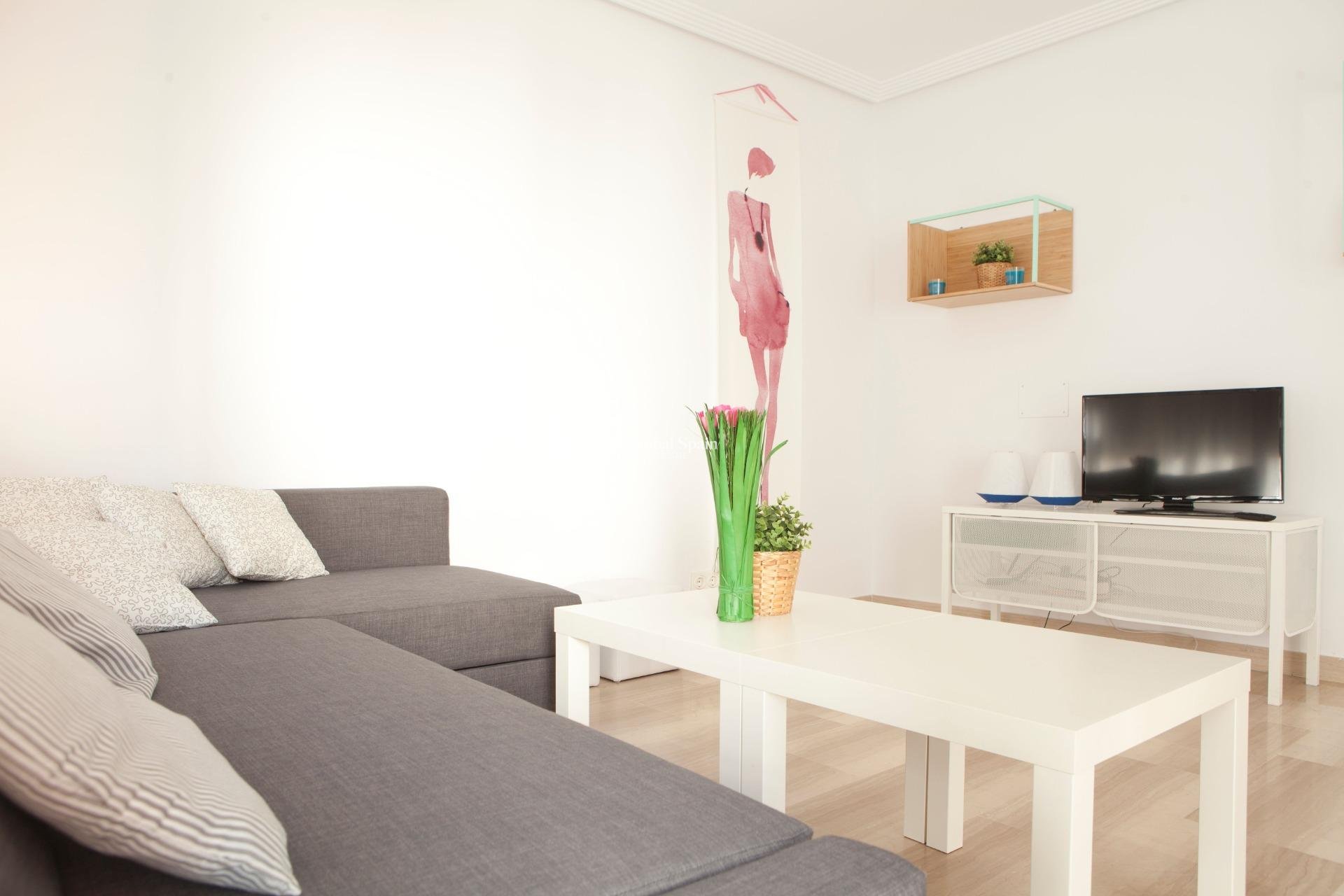 Wiederverkauf - WOHNUNG -
SANTA POLA - Centro