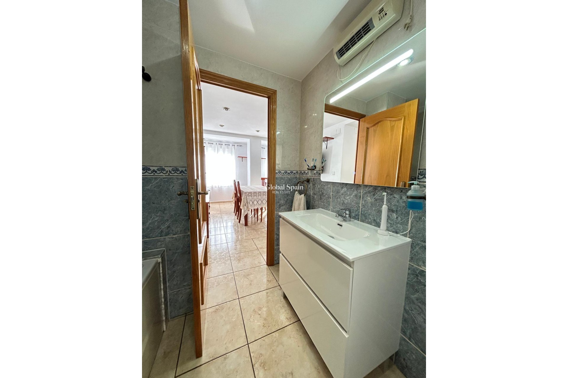 Wiederverkauf - WOHNUNG -
SANTA POLA - Costa Blanca