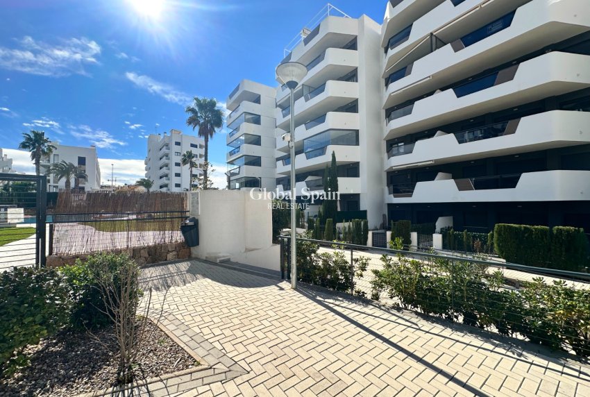 Wiederverkauf - WOHNUNG -
SANTA POLA - Costa Blanca