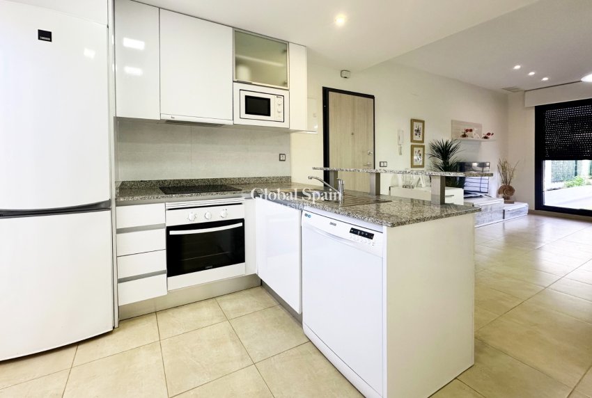 Wiederverkauf - WOHNUNG -
SANTA POLA - Costa Blanca