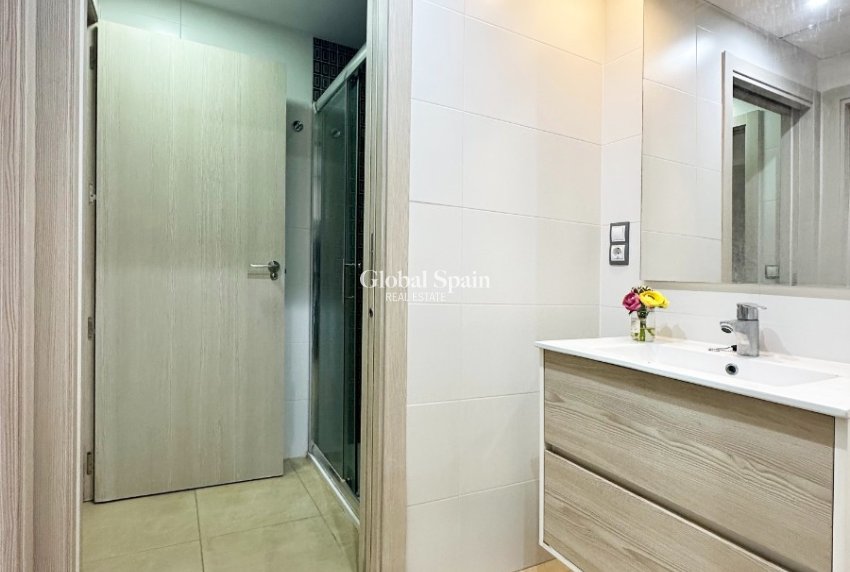 Wiederverkauf - WOHNUNG -
SANTA POLA - Costa Blanca