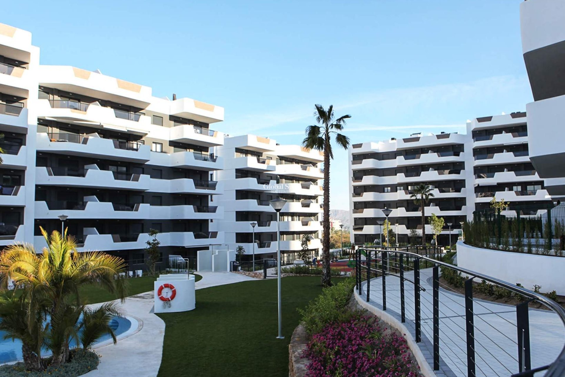 Wiederverkauf - WOHNUNG -
SANTA POLA - Costa Blanca