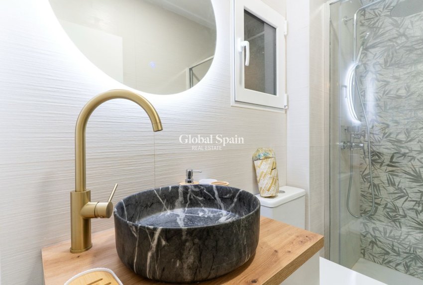 Wiederverkauf - WOHNUNG -
Santa Pola - GRAN ALACANT