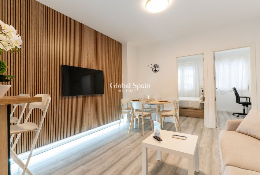 Wiederverkauf - WOHNUNG -
Santa Pola - GRAN ALACANT