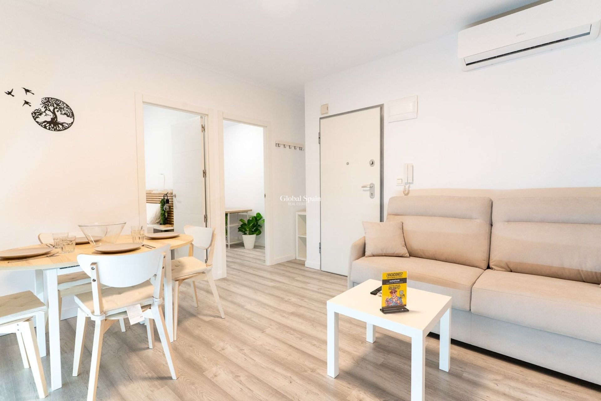 Wiederverkauf - WOHNUNG -
SANTA POLA - GRAN ALACANT