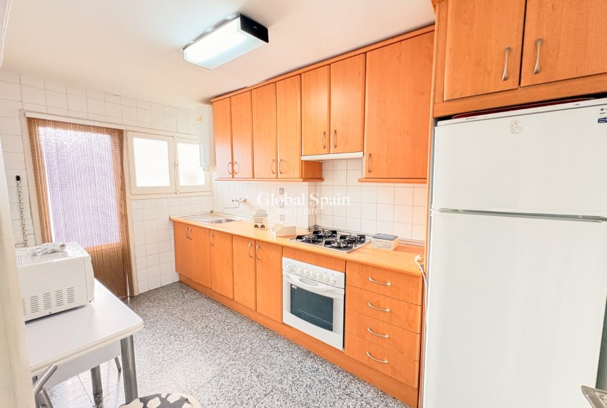 Wiederverkauf - WOHNUNG -
SANTA POLA - Gran Playa