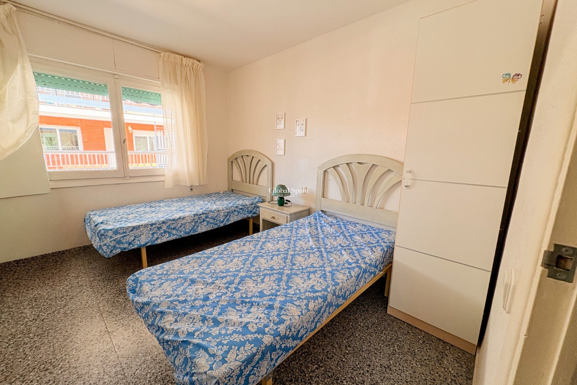 Wiederverkauf - WOHNUNG -
SANTA POLA - Gran Playa