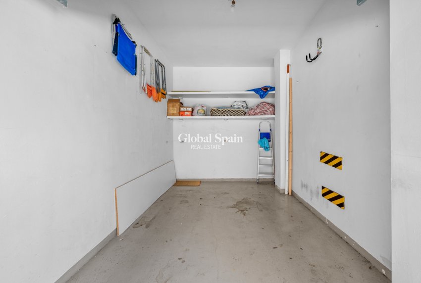 Wiederverkauf - WOHNUNG -
SANTA POLA - Santa Pola