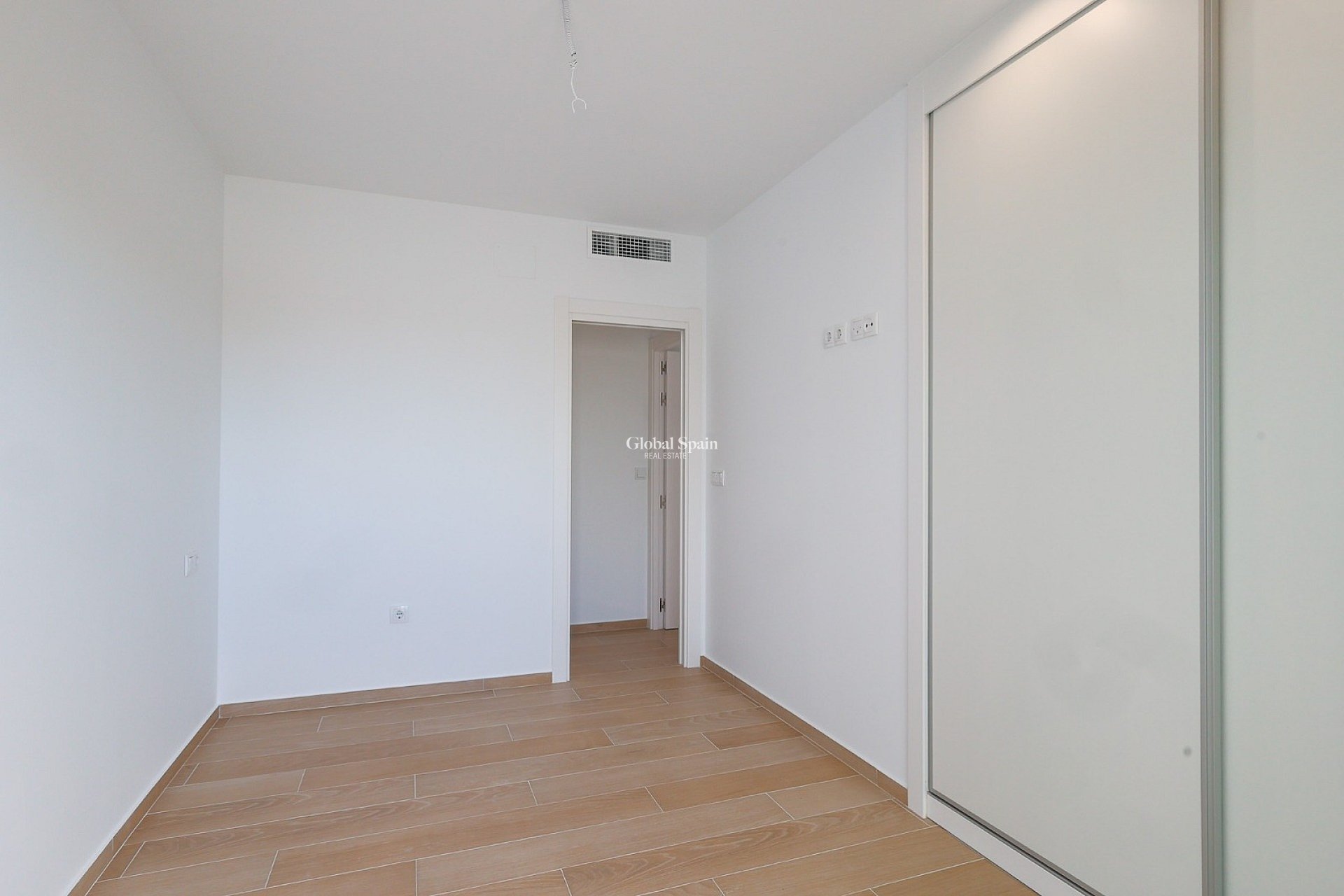 Wiederverkauf - WOHNUNG -
SANTA ROSALÍA - Inland