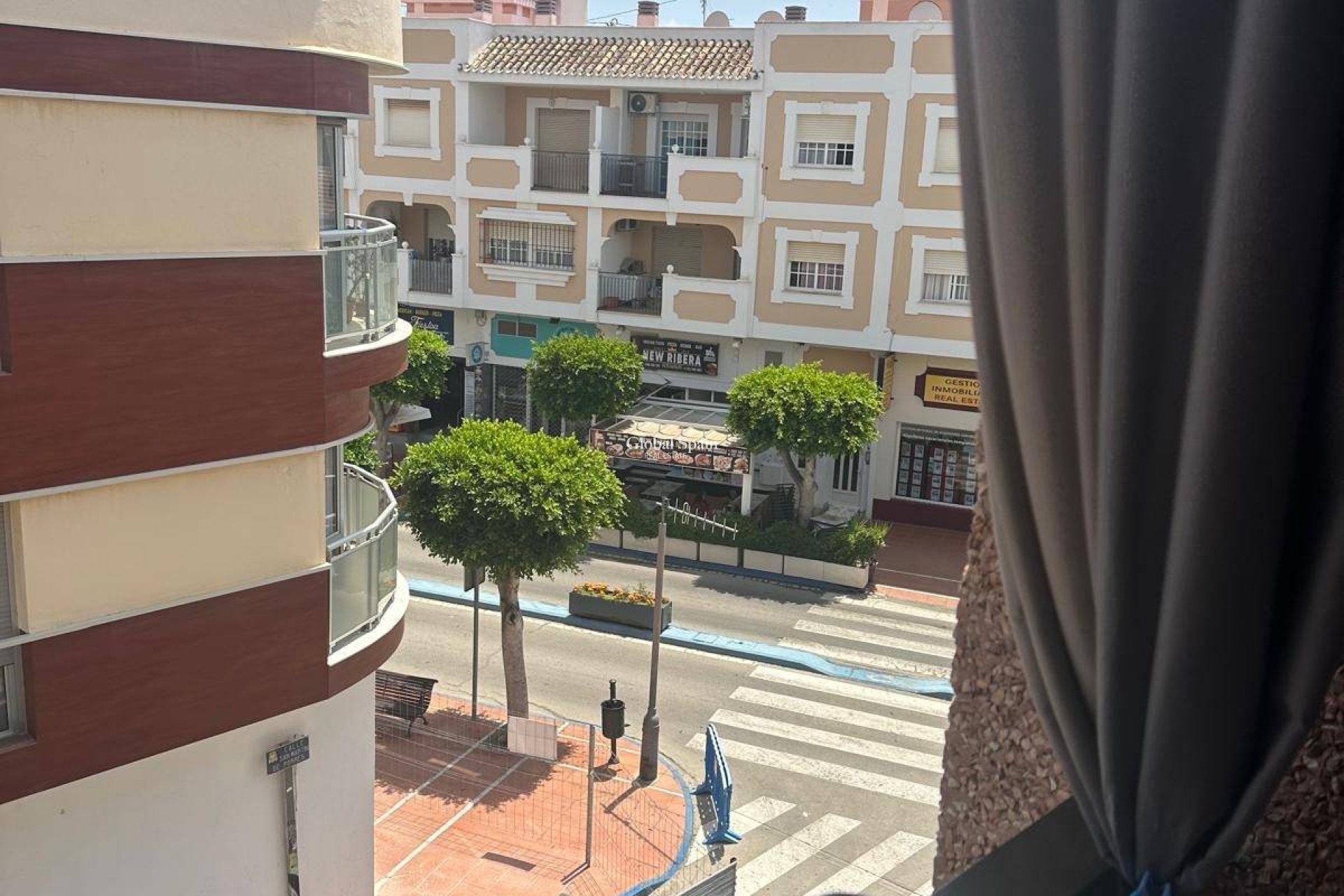 Wiederverkauf - WOHNUNG -
SANTIAGO DE LA RIBERA - Centro
