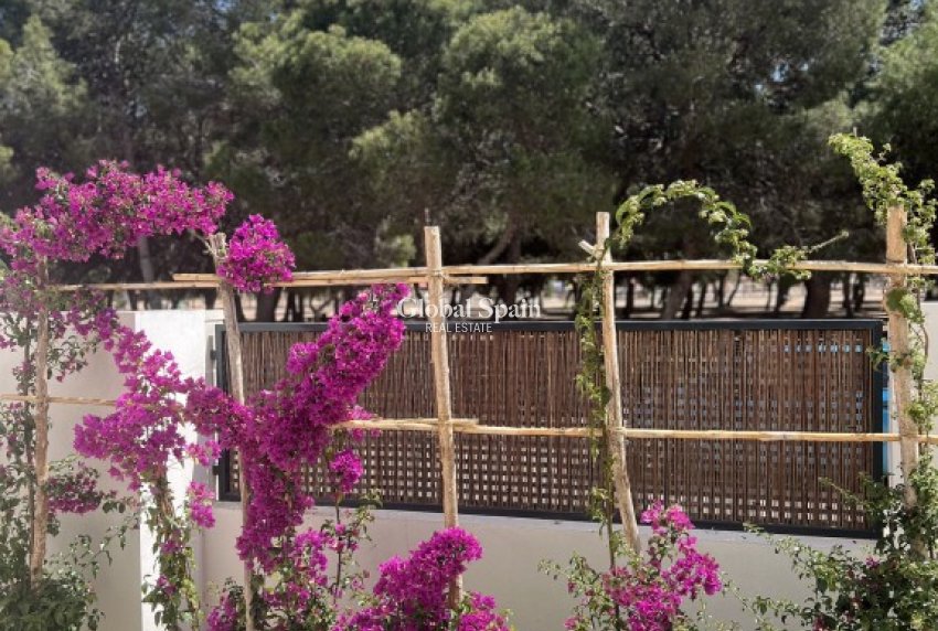 Wiederverkauf - WOHNUNG -
SANTIAGO DE LA RIBERA - Costa Calida