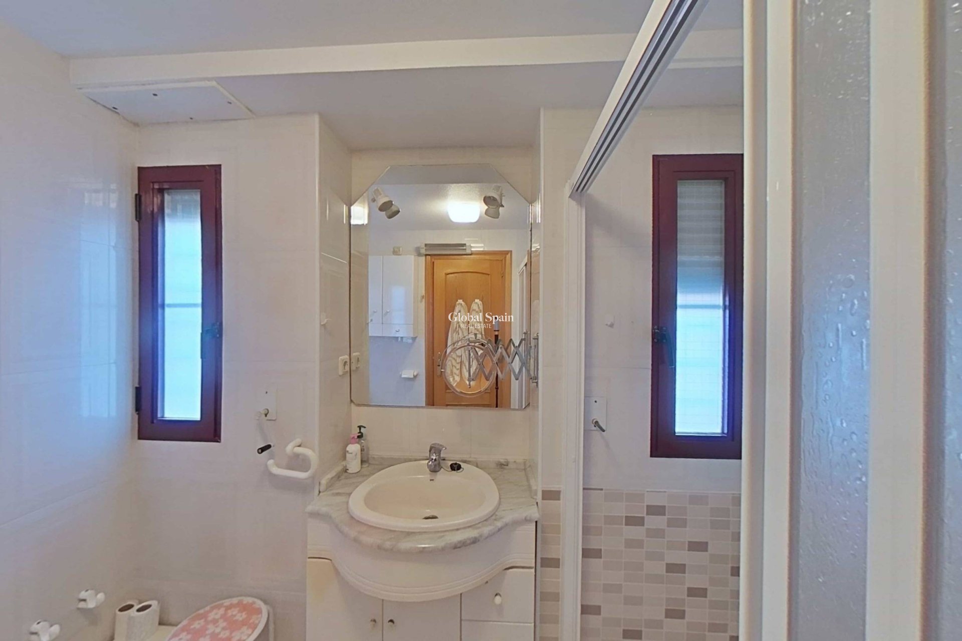 Wiederverkauf - WOHNUNG -
SANTIAGO DE LA RIBERA - Playa De Santiago De La Ribera