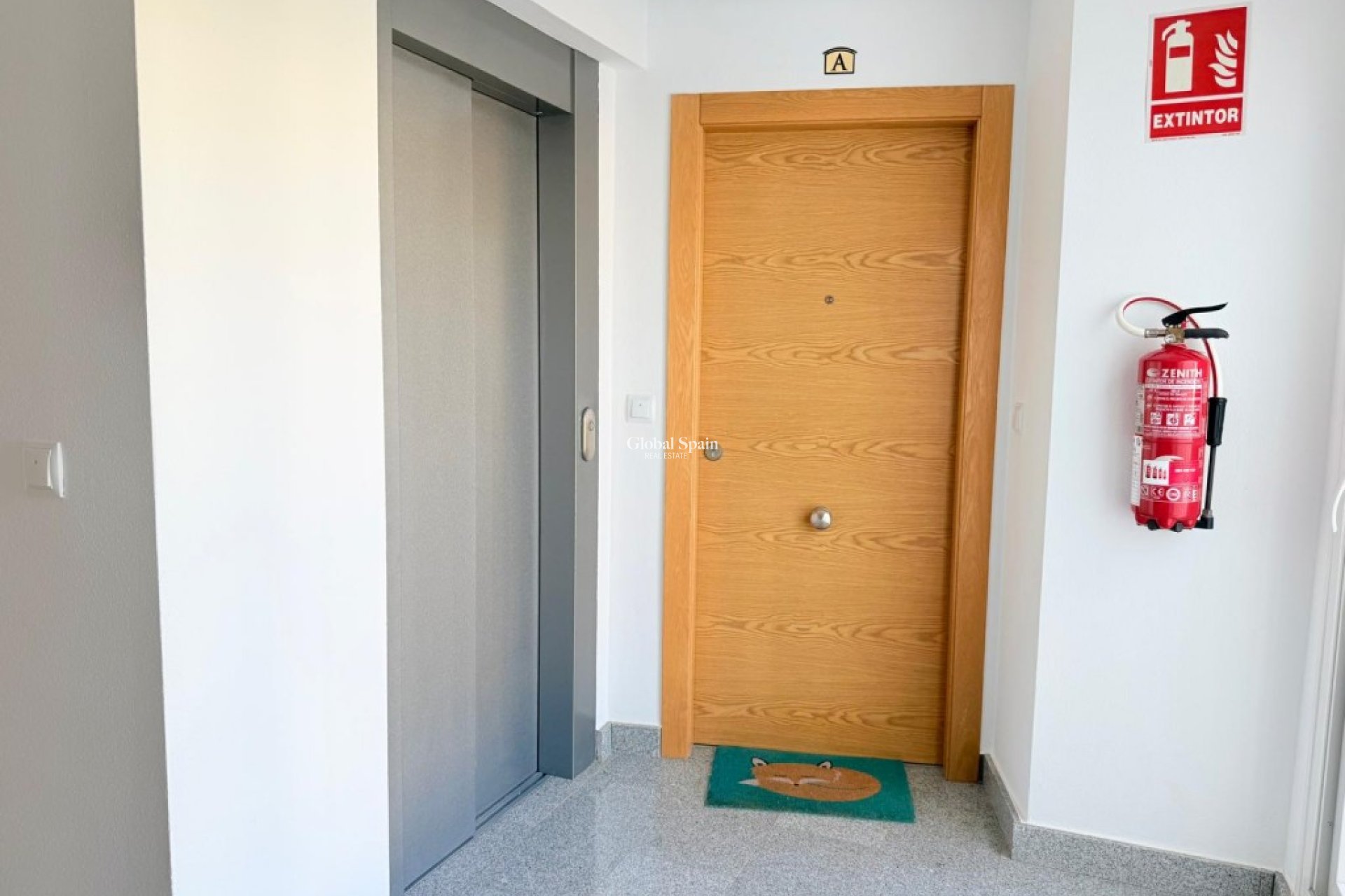 Wiederverkauf - WOHNUNG -
SUCINA - Inland