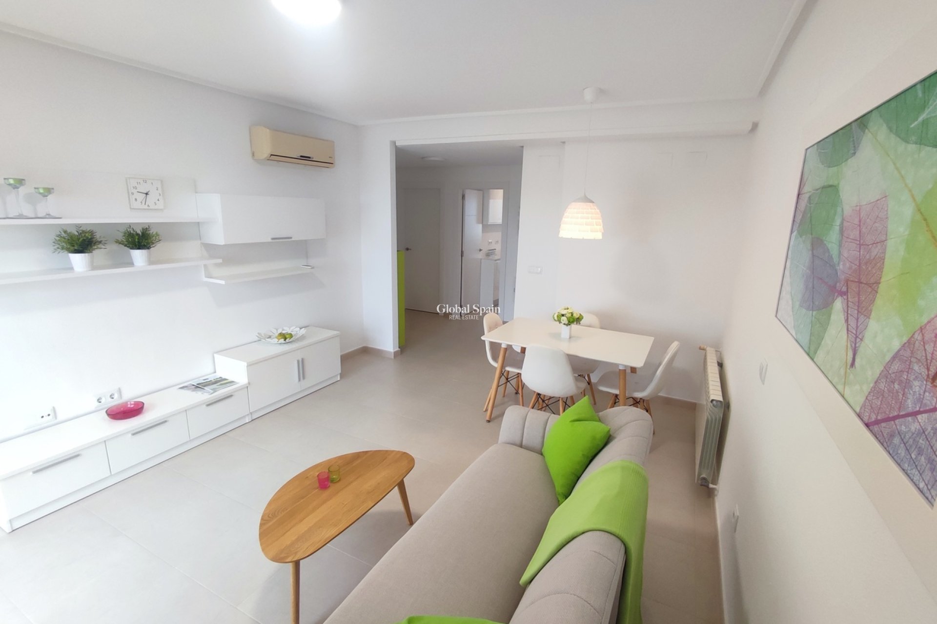 Wiederverkauf - WOHNUNG -
SUCINA - Inland