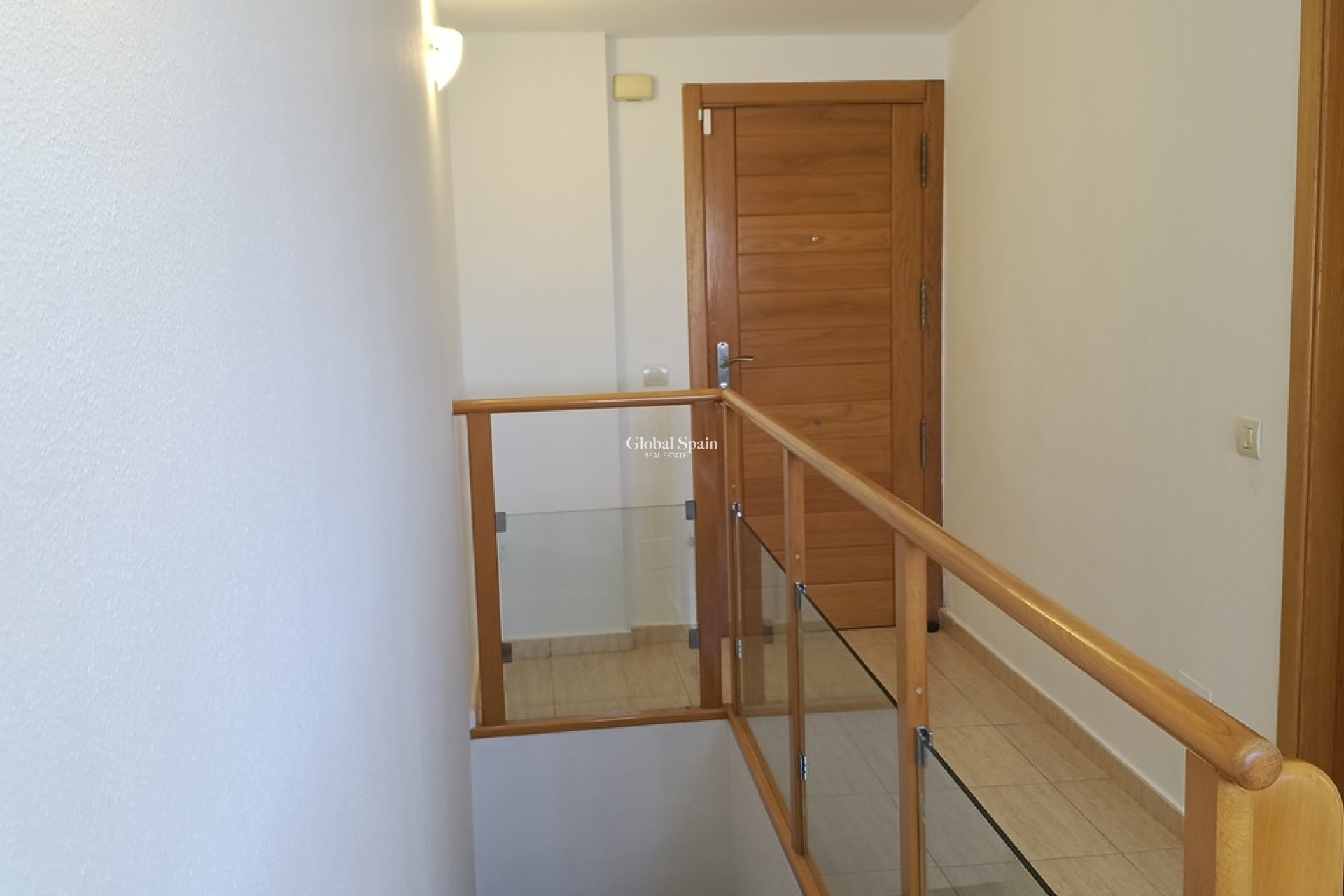 Wiederverkauf - WOHNUNG -
SUCINA - Inland