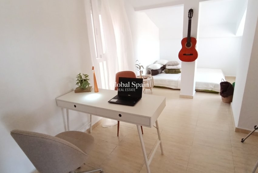 Wiederverkauf - WOHNUNG -
SUCINA - Inland