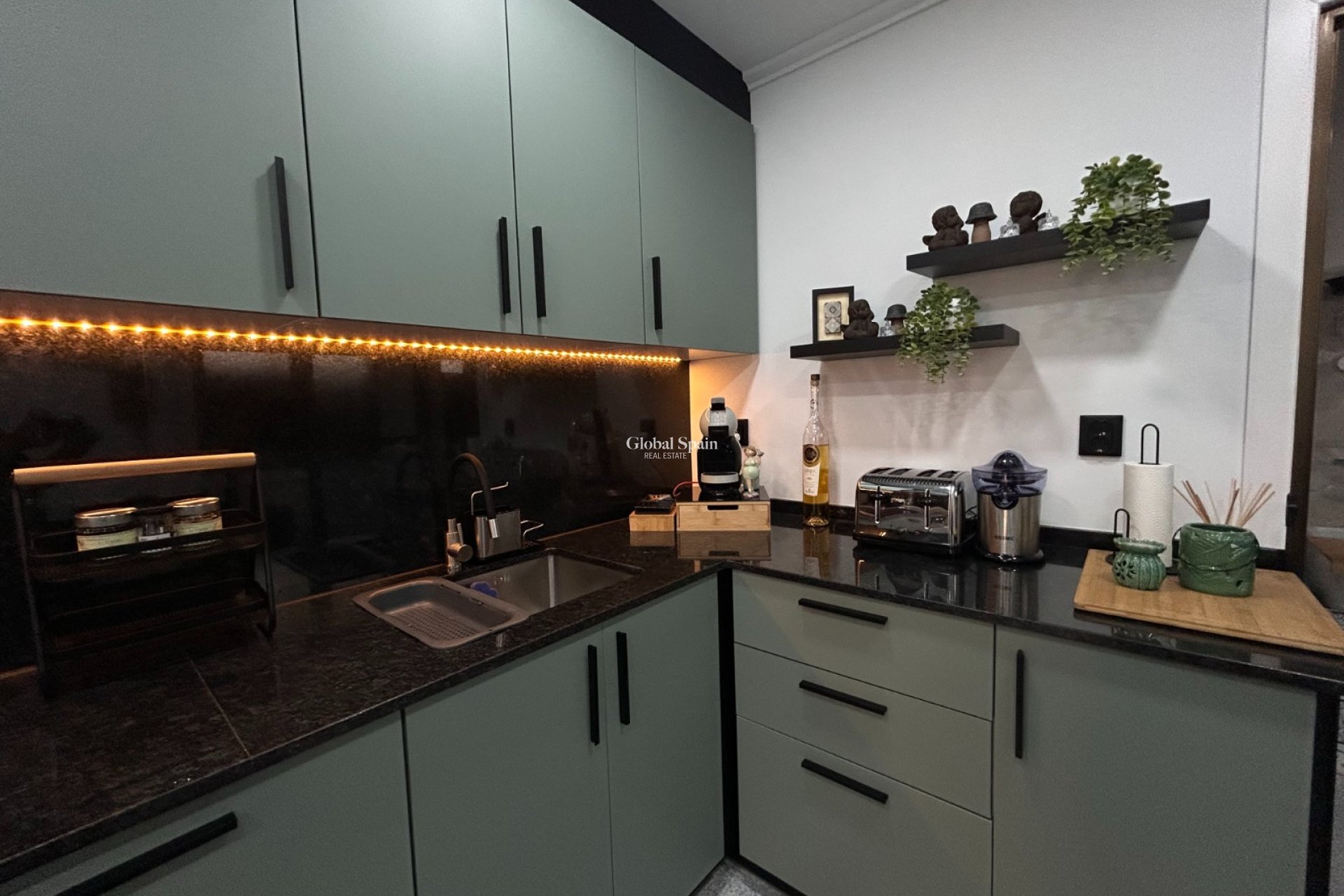 Wiederverkauf - WOHNUNG -
TORREMENDO - Costa Blanca