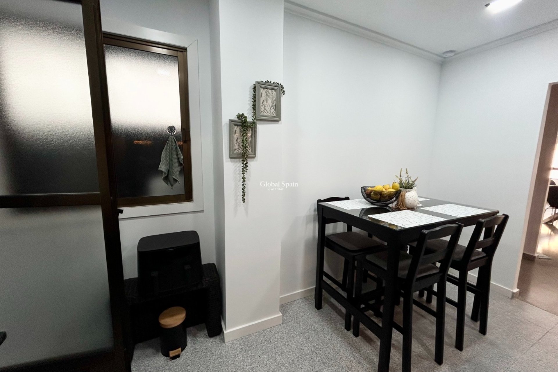 Wiederverkauf - WOHNUNG -
TORREMENDO - Costa Blanca