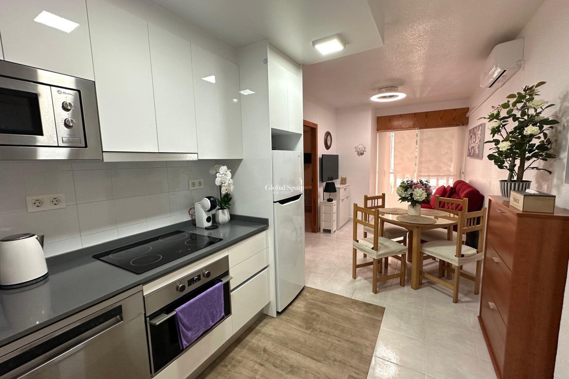 Wiederverkauf - Wohnung -
TORREVIEJA - Acequion