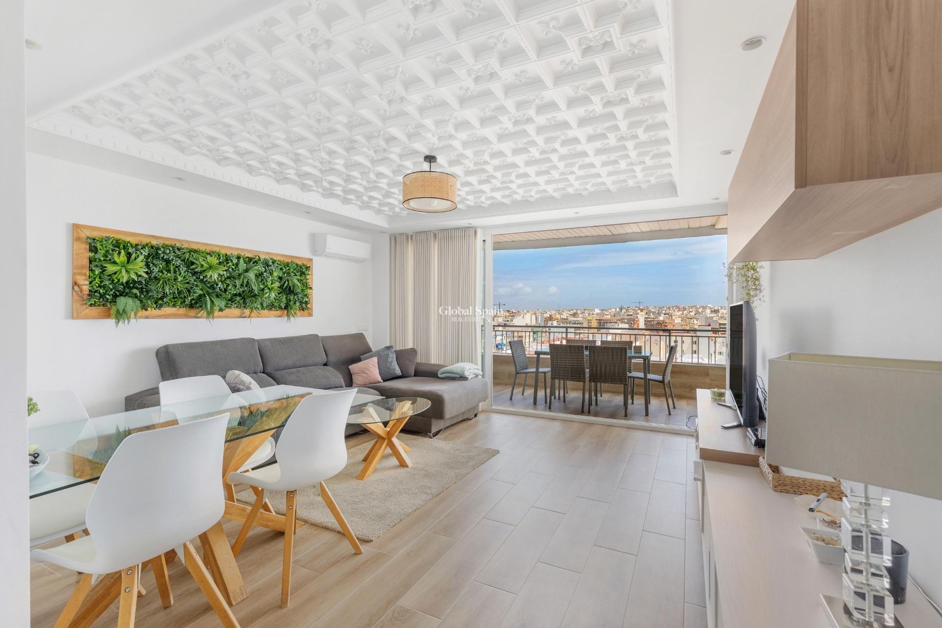 Wiederverkauf - Wohnung -
TORREVIEJA - Acequion