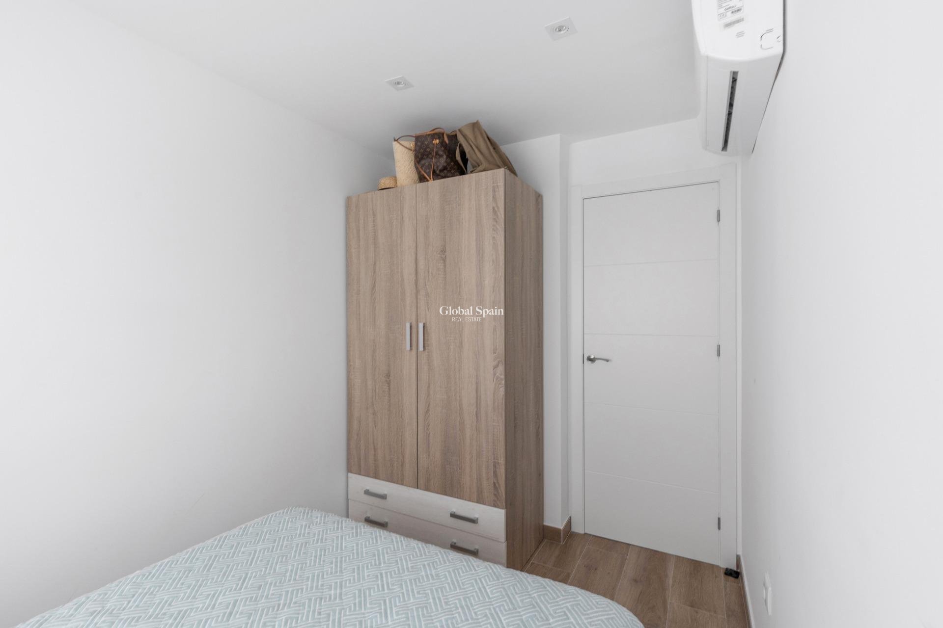 Wiederverkauf - Wohnung -
TORREVIEJA - Acequion