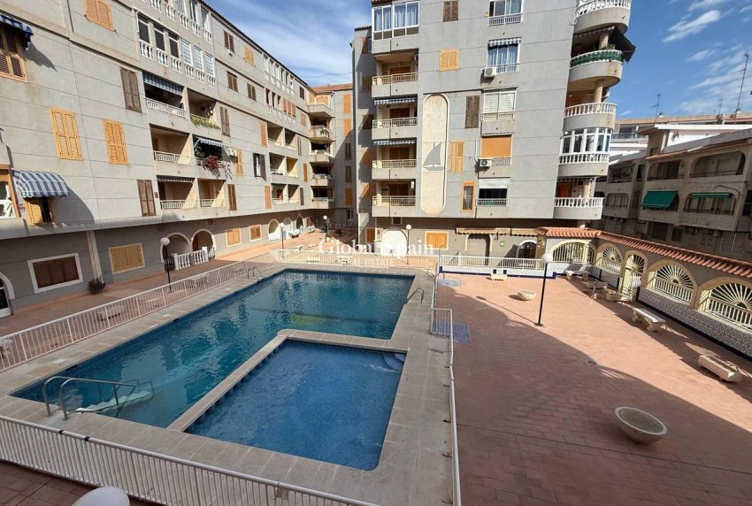 Wiederverkauf - Wohnung -
TORREVIEJA - Acequion
