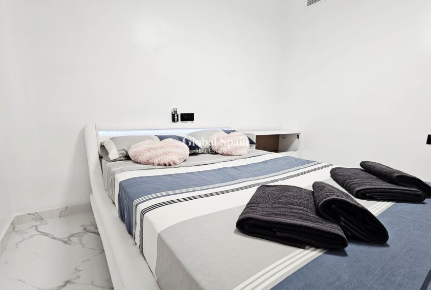 Wiederverkauf - WOHNUNG -
TORREVIEJA - Acequion