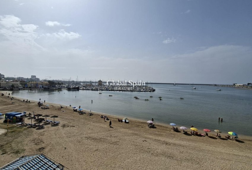 Wiederverkauf - WOHNUNG -
TORREVIEJA - Acequion