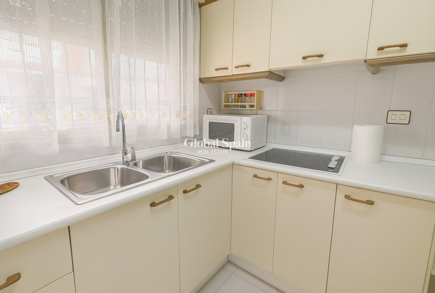 Wiederverkauf - WOHNUNG -
TORREVIEJA - Acequion