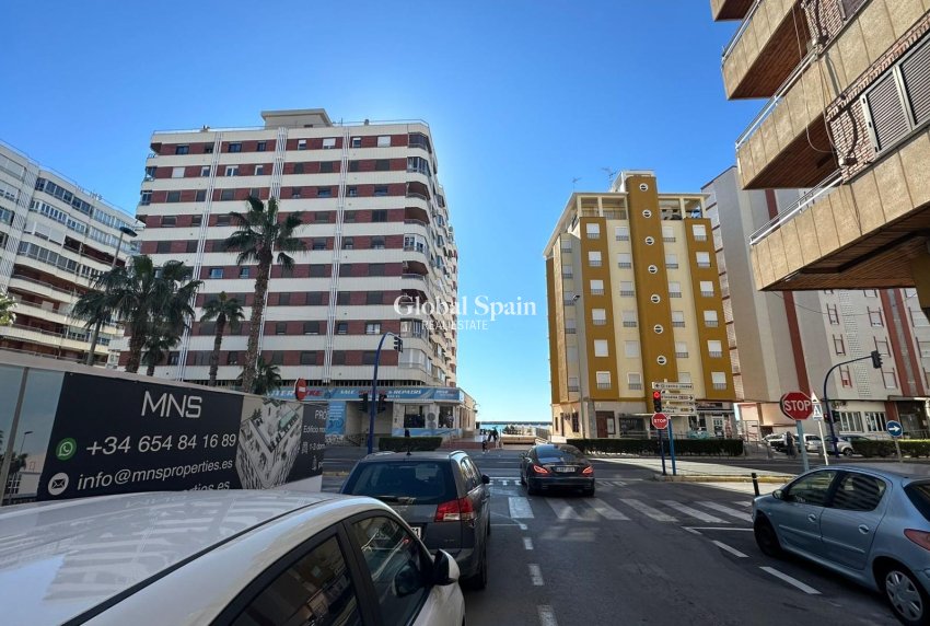 Wiederverkauf - WOHNUNG -
TORREVIEJA - Acequion