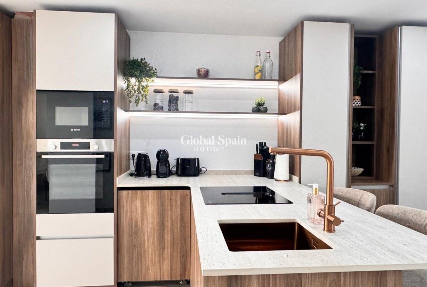 Wiederverkauf - WOHNUNG -
TORREVIEJA - Acequion