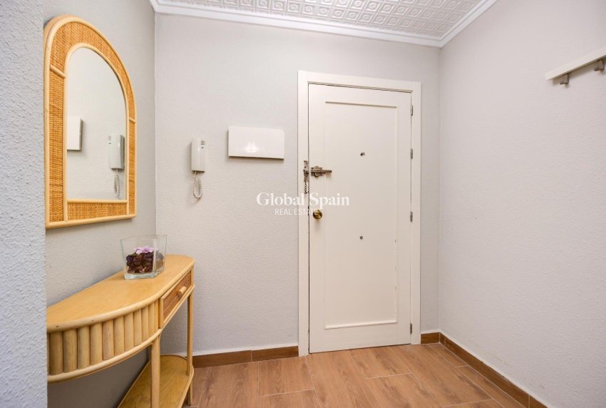 Wiederverkauf - WOHNUNG -
TORREVIEJA - Acequion