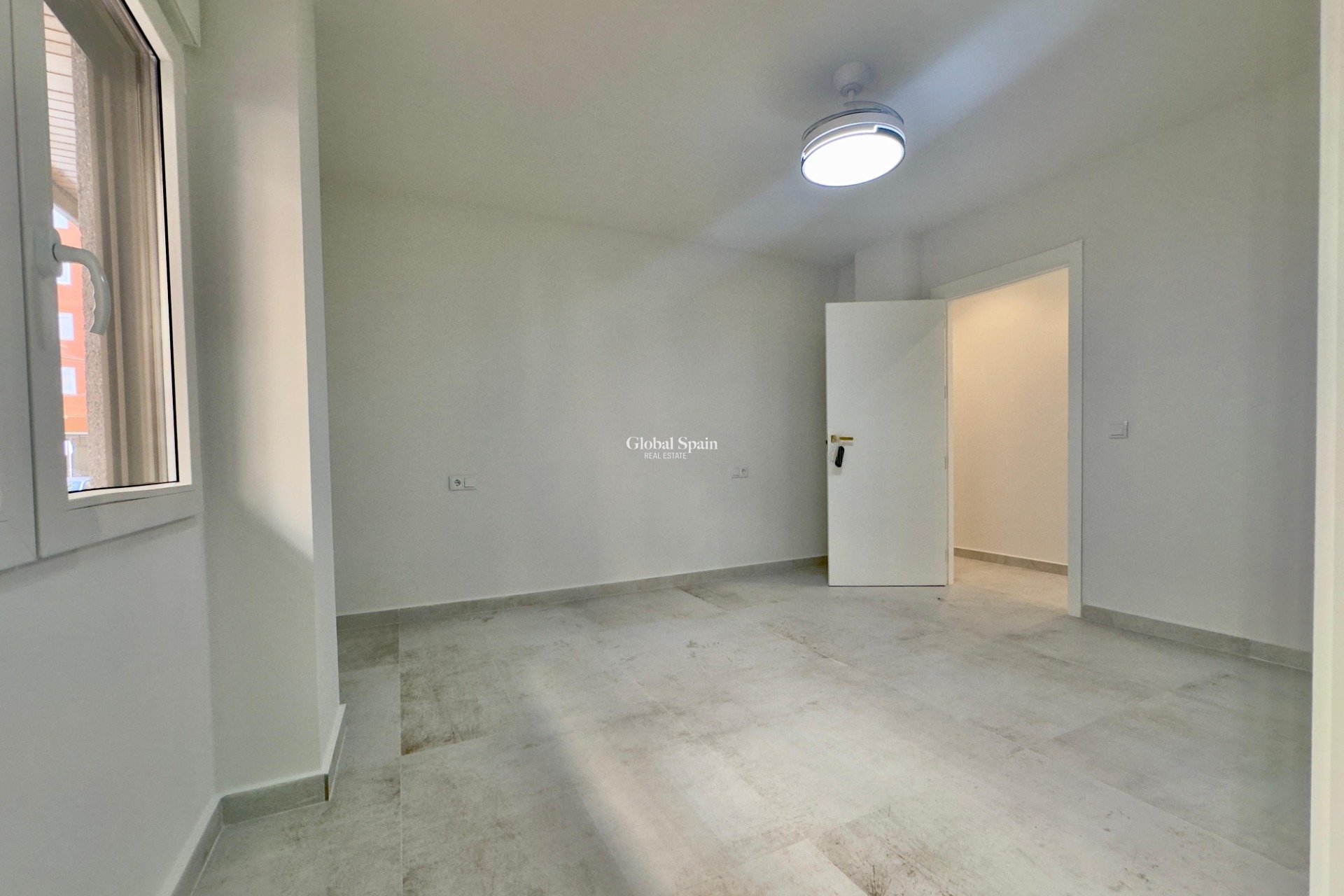 Wiederverkauf - WOHNUNG -
TORREVIEJA - Acequion