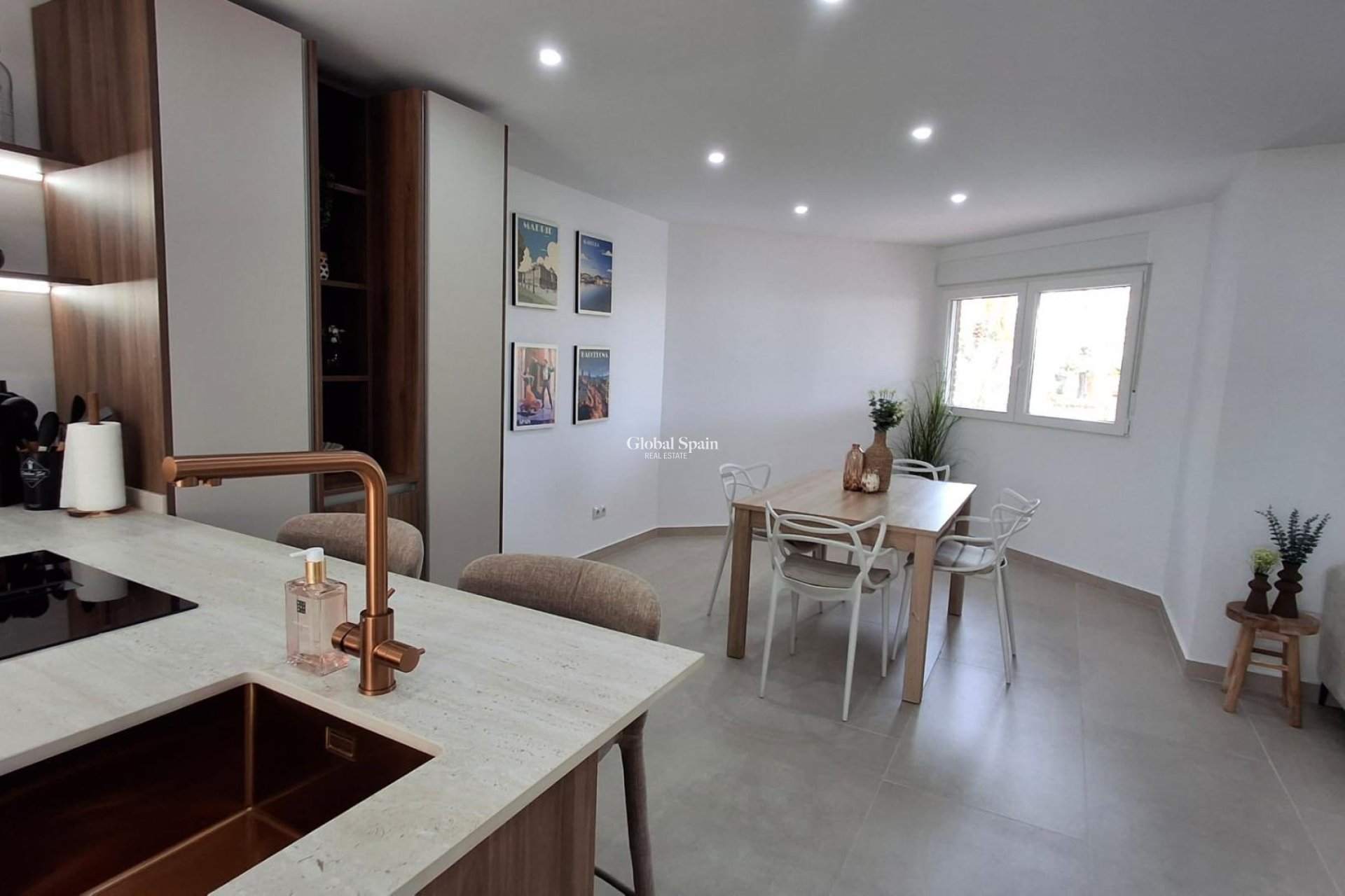 Wiederverkauf - WOHNUNG -
TORREVIEJA - Acequion