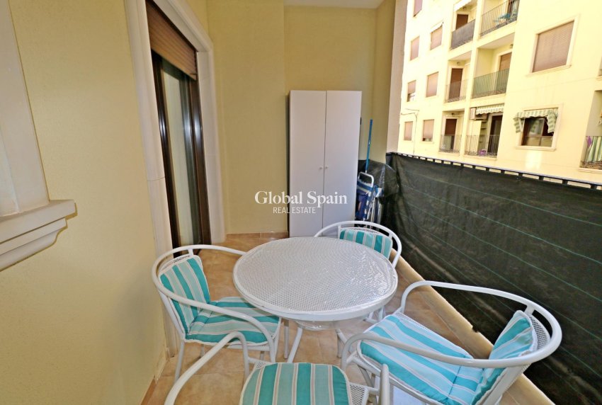 Wiederverkauf - WOHNUNG -
TORREVIEJA - Acequion